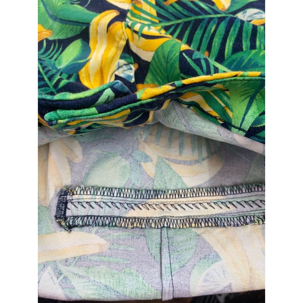 Old Navy Women's Size 18  Banana Lime Tropical Pixie Ankle Pants - Picture 10 of 13